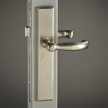 Bronze Hampton Lever with Rectangular Backplate in White Bronze