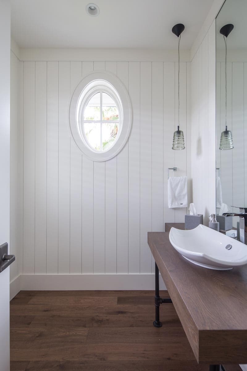 Ultra Series Oval window with 1-1/8" wide PDL bars