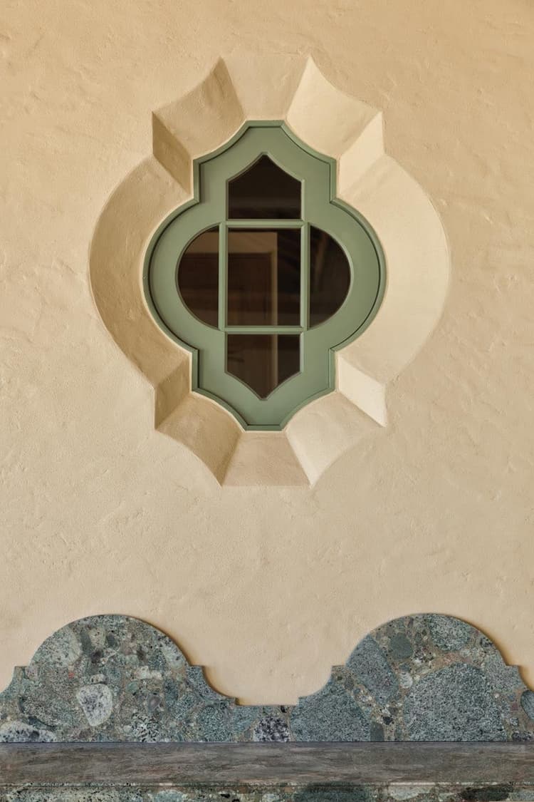 Ultra Series custom radius, Green Tea Leaf exterior