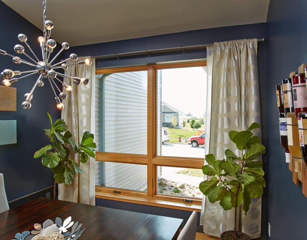 Ultra Series: Direct Sets, Crank-Out Awnings, and Custom Entrance Door