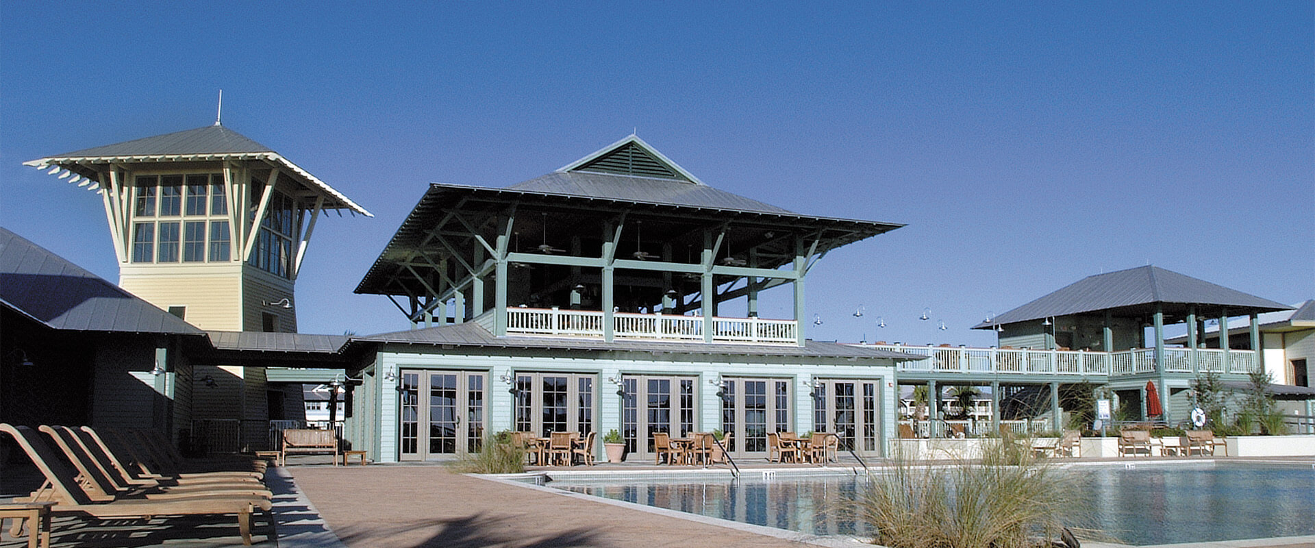 N700-WaterColor-Beach-Club | Kolbe Windows & Doors